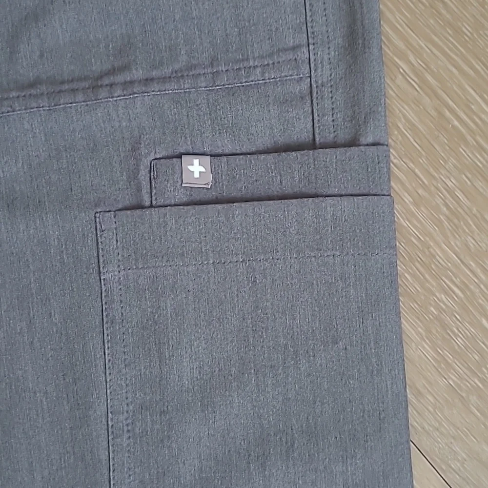 NWT Figs Cairo Grey Cargo Scrub Pants Men's sz XL